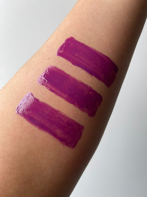 plump-gloss - bentleybeautylounge