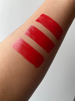 plump-gloss - bentleybeautylounge