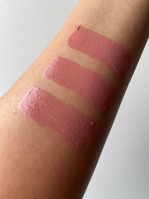 plump-gloss - bentleybeautylounge